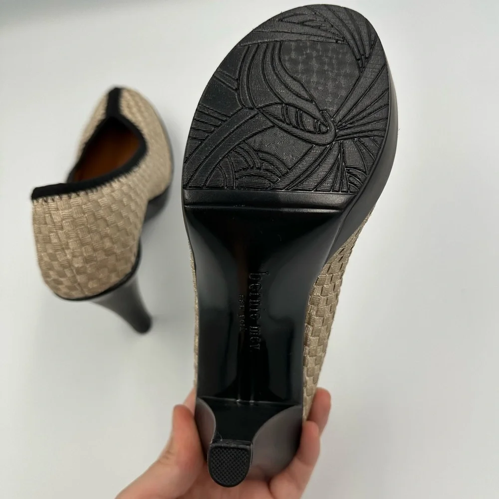 Bernie Mev Cream Platform Heels Woven Textured Memory Foam 6.5 NWT